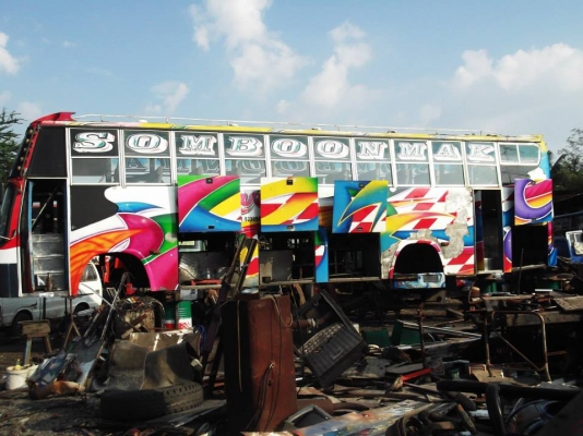 ขายตัวถังรถบัส(พัดลม)