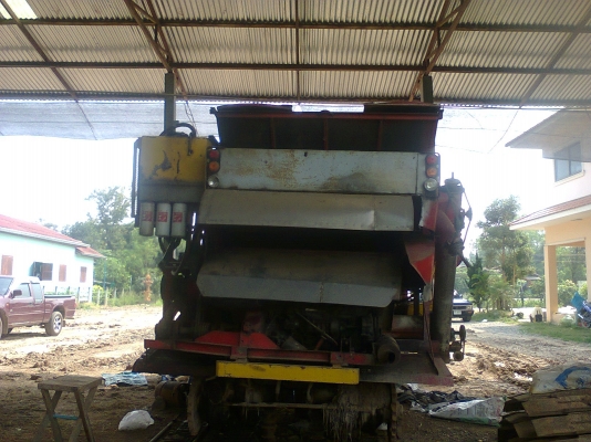 รถเกี่ยวไทยเส็ง