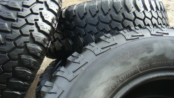 ขายยาง Mud Maxxis Bighorn MT762 ขนาด 265 75 r16 สวยพร้อมลุย