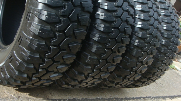 ขายยาง Mud Maxxis Bighorn MT762 ขนาด 265 75 r16 สวยพร้อมลุย