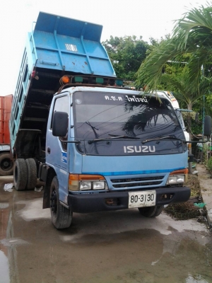 ขาย ISUZU NPR 6 ล้อ ปี40 120แรง