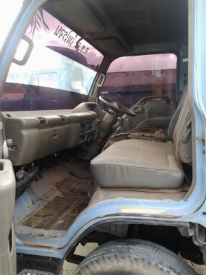 ขาย ISUZU NPR 6 ล้อ ปี40 120แรง