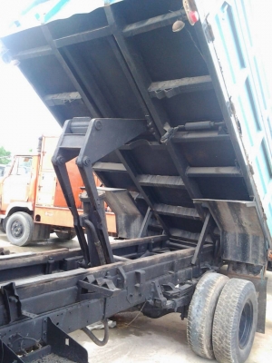 ขาย ISUZU NPR 6 ล้อ ปี40 120แรง