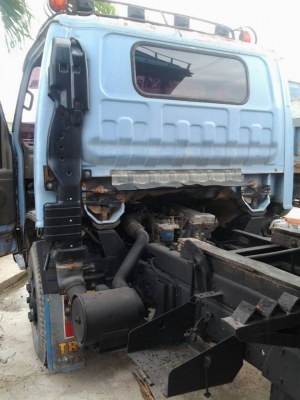 ขาย ISUZU NPR 6 ล้อ ปี40 120แรง