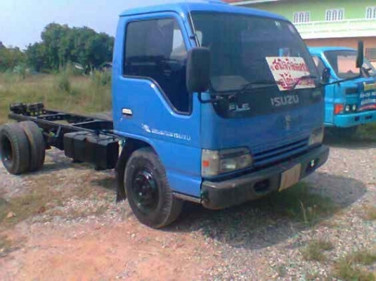 NPR130 แรง ยาว 4.3 เมตร. ปี47 NPR130 แรง ยาว 4.3 เมตร. ปี47