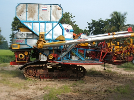 ขายรถเกี่่ยวข้าว ศักดิ์พัฒนา อุ้ม 2.5 ตัน