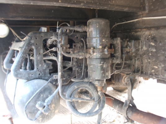 ขายด่วนรถบรรทุกสิบล้อ 2 เพลา ขายด่วนรถบรรทุกสิบล้อ 2 เพลา