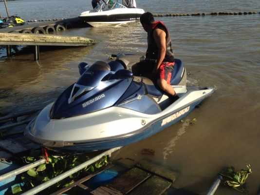 ขายด่วน !!! เจ็ตสกี SEA-DOO ของดี ราคาน่าพอใจ (พร้อมเทรลเลอร์)