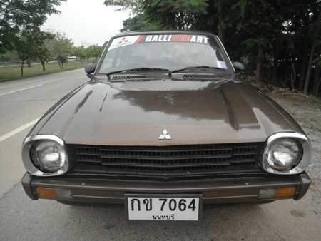 ขายรถบ้าน Mitsubishi Lancer ไฟนอน แฟนพันธุ์แท้ Retro car ไม่ควรพลาด