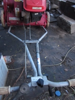 ขาย- เครื่องตัดหญ้า แบบตัดกรีน BRARONESS มือสองเก่าญี่ปุ่น สภาพเดิม ไม่เคยใช้ในเมืองไทย พร้อมใช้งาน เครื่องยนต์ ขาย- เครื่องตัดหญ้า แบบตัดกรีน BRARONESS มือสองเก่าญี่ปุ่น สภาพเดิม ไม่เคยใช้ในเมืองไทย พร้อมใช้งาน เครื่องยนต์