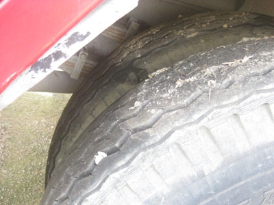 ขายหกล้อ 3H 195 แรง ตู้สิบบานไม่มีเสากลางยาว 7.2 เมตร สภาพพร้อมใช้ โทร 088-4501277