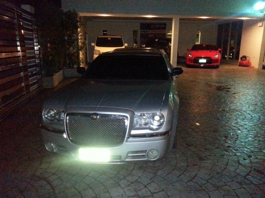 Chrysler 300c ออฟชั่นครบๆ