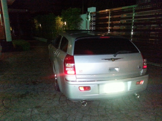 Chrysler 300c ออฟชั่นครบๆ