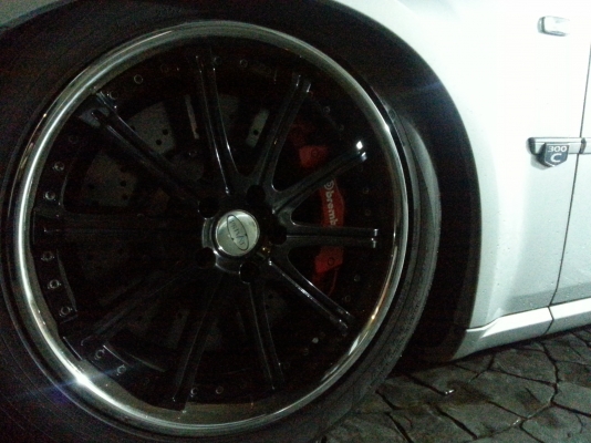 Chrysler 300c ออฟชั่นครบๆ