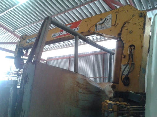 ขาย6ล้อดั้มติดเครน3ตัน