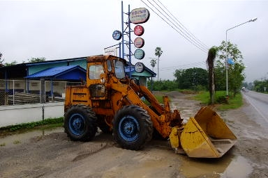 ขายรถตักล้อยาง ไม่เคยใช้งานในไทย TCM 25 เท่า JH 30 ขับ 4 ล้อ เอกสานพร้อมโอนครับ