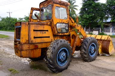 ขายรถตักล้อยาง ไม่เคยใช้งานในไทย TCM 25 เท่า JH 30 ขับ 4 ล้อ เอกสานพร้อมโอนครับ