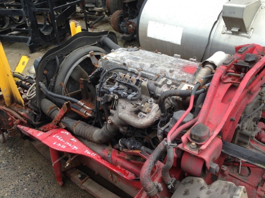 ขายเครื่่อง Fuso 6M60