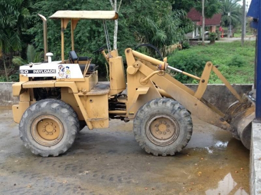 รถตักล้อยางKOMATSU 507 กรองเดียว สวยๆน่าใช้ รถตักล้อยางKOMATSU 507 กรองเดียว สวยๆน่าใช้