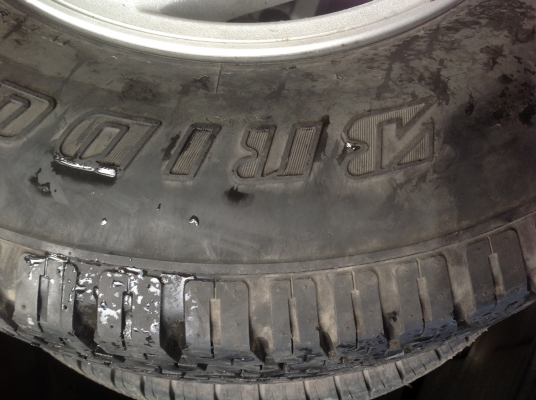 แม็คพร้อมยาง 15/70/255 แม็คพร้อมยาง 15/70/255