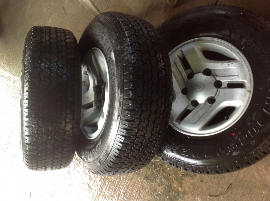 แม็คพร้อมยาง 15/70/255 แม็คพร้อมยาง 15/70/255