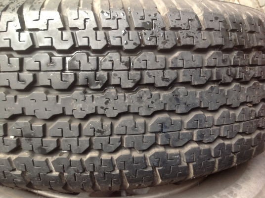 แม็คพร้อมยาง 15/70/255 แม็คพร้อมยาง 15/70/255