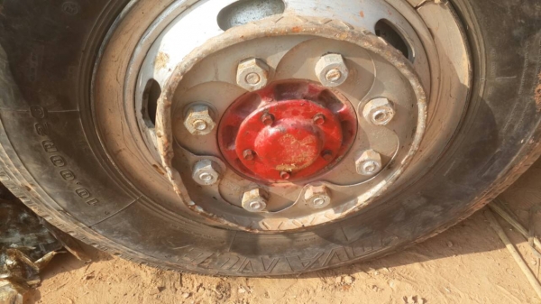 ขายด่วนไอ้หลงโบสองเพลาดั้มFN527MTD3800เจ้าของต้องการใช้เงินด่วนเลยโทร0801515451 ขายด่วนไอ้หลงโบสองเพลาดั้มFN527MTD3800เจ้าของต้องการใช้เงินด่วนเลยโทร0801515451