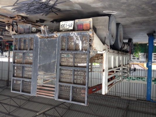 ขาย Isuzu FTR 10ล้อ ติดเครนunic5ตัน พร้อมแก๊สcng