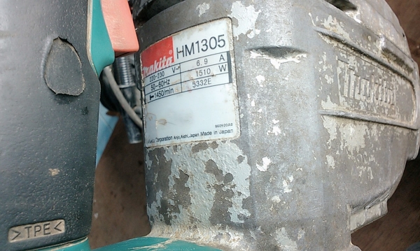 ขาย สกัดไฟฟ้า MAKITA HM 1305 1510WATT ขาย สกัดไฟฟ้า MAKITA HM 1305 1510WATT