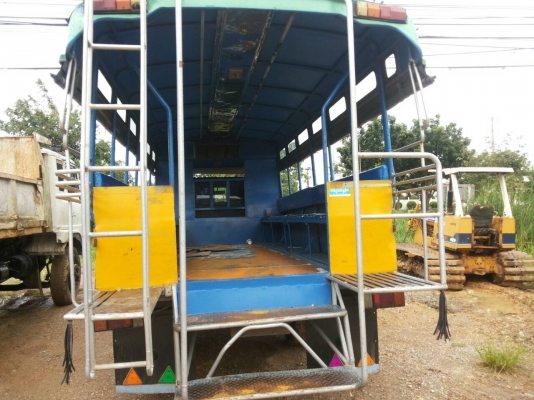 isuzu 6 ล้อ NPR รถสวย isuzu 6 ล้อ NPR รถสวย