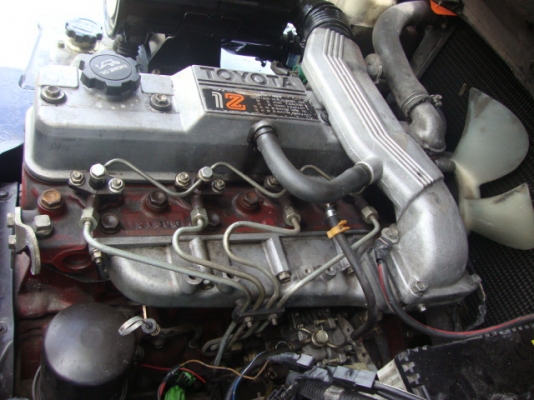 ขายด่วน !!!  รถโฟล์คลิฟท์  TOYOTA  5FD25  เครื่องยนต์ดีเซล  เกียร์ธรรมดา  เสาสูง  3  เมตร  งา 1,070  มม. ยางลม  (สภาพพร้อมใช้งาน  สนใจ เข้ามาลองรถก่อนได้  ราคาคุยกันได้)