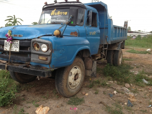 ขายรถ6ล้อดั้มหัวยาว สภาพพร้อมใช้งาน เครื่อง 6bb เฟืองถ้ายใหญ่ เล่มทะเบียนมี ภาษีไม่ขาด ราคาต่อรองได้ รถใช้งานอยู่