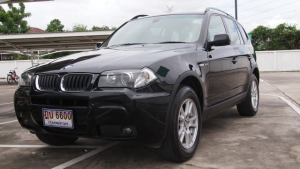 ต้องการขาย BMW X3 สภาพดีมาก ราคาถูกครับ ต้องการขาย BMW X3 สภาพดีมาก ราคาถูกครับ