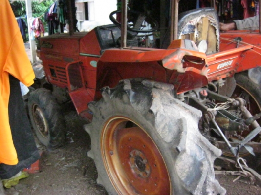 ขายรถไถคูโบต้า 23 แรง ราคาถูกๆ ขายรถไถคูโบต้า 23 แรง ราคาถูกๆ