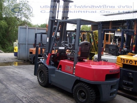 ขาย รถโฟล์คลิฟท์ NISSAN รุ่น FGJ02