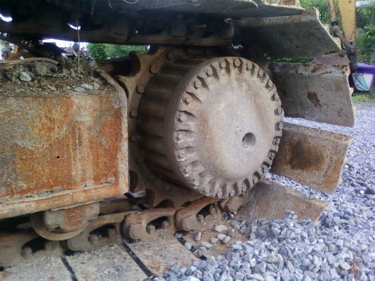 ขาย!!  KOMATSU 3คัน PC200-2 / PC200-3 / 20-HT. ( เก่านอก )