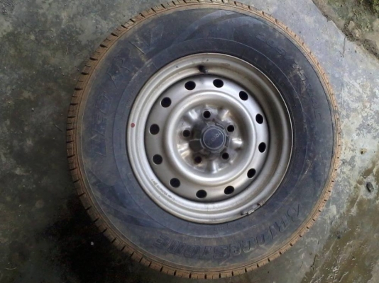 ขายรถกระทะเหล็กพร้อมยาง 5 รู 4 วง ของโตโยต้า ไมล์ตี๋ สภาพสวยๆๆครับ **ขายแล้วครับ**