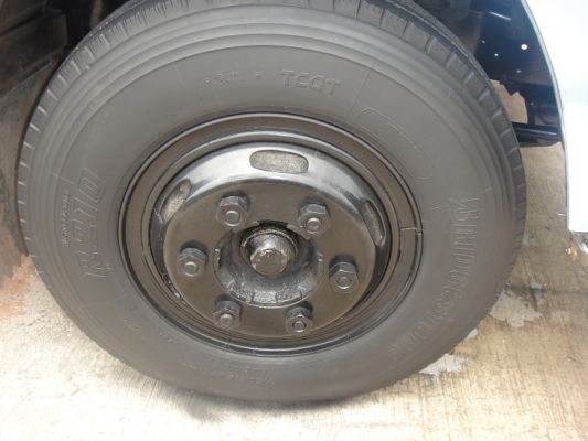 ขาย ISUZU NPR  120 แรง ยาว 5 เมตร  ห้างแท้ จดปี 40