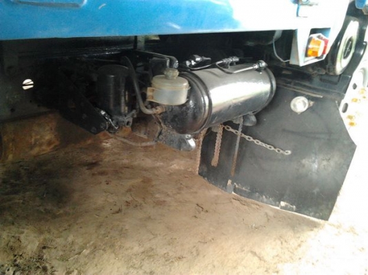 ขาย 6ล้อดั๊มดิน HINO FD3HDA เครื่องHO7D 195HP แห้งๆไม่เยิ้ม แน่น ช่วงล่างปึ๊กคัสซีสวยไม่ผุไม่ดามไม่ปะ กระบะดั๊มเหล็ก4ตันยิงหน้าสภาพสวยสีสวยพื้นดีข้างดีไม่มีผุ ยางสวย6เส้น หัวดีสีดีภายในสวยคอนโซลครบ พ.พาวเวอร์ ทริฟฟี่ แอร์ พร้อมใช้ พร้อมลุยงาน เกสารเล่มทะเ