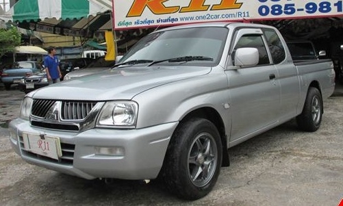MITSUBISHI - L200-STRADA - MEGACAB GLX 2.8 MTปี2003