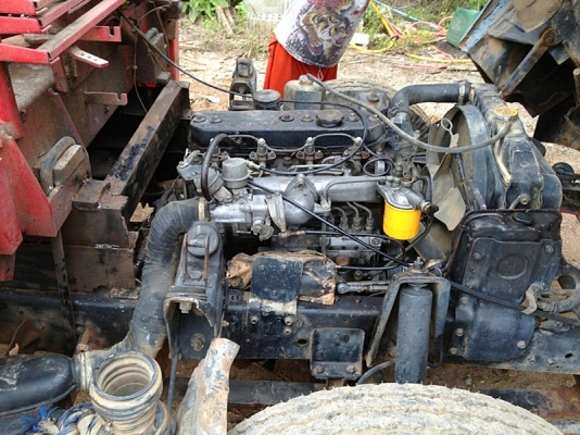 อีซูซุ 6 ล้อ เครนUNIC250รุ่นใหม่ พร้อมใช้งาน  088-266-8605