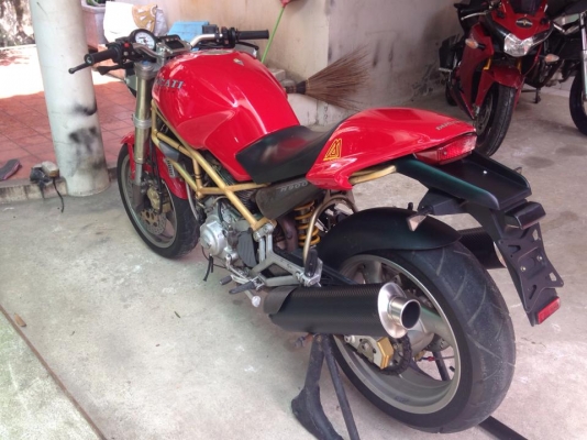 ขาย DUCATI M900 ราคาเท่า ตัว 400 !!!!!!!!