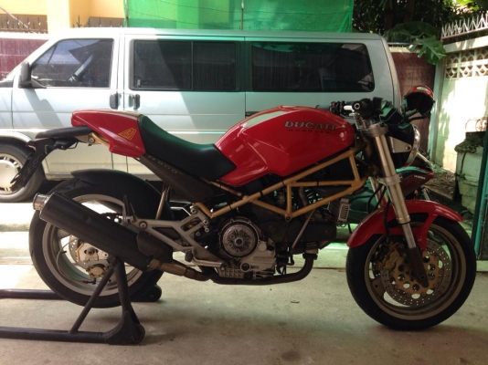 ขาย DUCATI M900 ราคาเท่า ตัว 400 !!!!!!!!