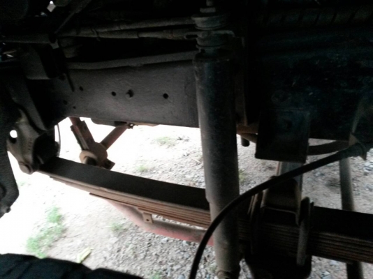 ***ขายแล้วครับขอบคุณ Truck2hand ขาย6ล้อสวยๆบิวด์มาใหม่ทั้งคัน เครื่องใหญ่จุใจ HINO KM วางเครื่องWO6E 160HP เครื่องฟิตไม่มีหลวมไม่มีเยิ้ม ช่วงล่างFหน้า-หลัง คัสซีสวยไม่ผุไม่ดาม กระบะเนียมคอกเกษตรสูงสภาพสวย หัวสวยบางภายในคอนโซลครบ แอร์ พ.พาวเวอร์ เกียร์ใหญ่