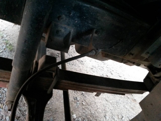 ***ขายแล้วครับขอบคุณ Truck2hand ขาย6ล้อสวยๆบิวด์มาใหม่ทั้งคัน เครื่องใหญ่จุใจ HINO KM วางเครื่องWO6E 160HP เครื่องฟิตไม่มีหลวมไม่มีเยิ้ม ช่วงล่างFหน้า-หลัง คัสซีสวยไม่ผุไม่ดาม กระบะเนียมคอกเกษตรสูงสภาพสวย หัวสวยบางภายในคอนโซลครบ แอร์ พ.พาวเวอร์ เกียร์ใหญ่