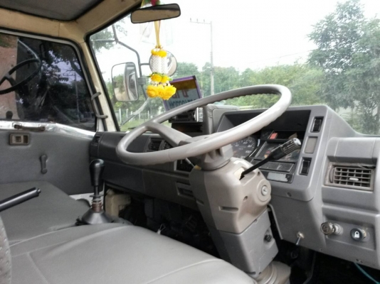 ***ขายแล้วครับขอบคุณ Truck2hand ขาย6ล้อสวยๆบิวด์มาใหม่ทั้งคัน เครื่องใหญ่จุใจ HINO KM วางเครื่องWO6E 160HP เครื่องฟิตไม่มีหลวมไม่มีเยิ้ม ช่วงล่างFหน้า-หลัง คัสซีสวยไม่ผุไม่ดาม กระบะเนียมคอกเกษตรสูงสภาพสวย หัวสวยบางภายในคอนโซลครบ แอร์ พ.พาวเวอร์ เกียร์ใหญ่