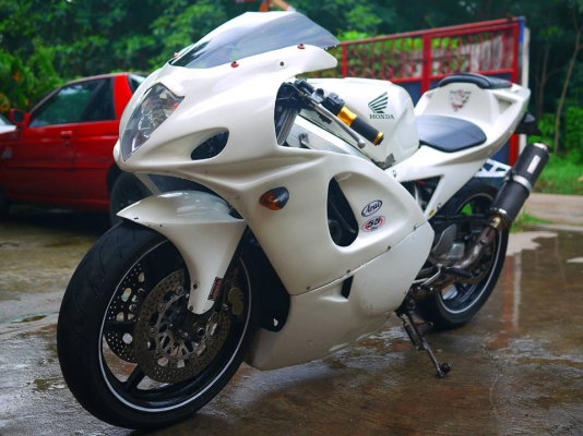 ขาย Nc30 พร้อมทะเบียนแท้ แฟริ่งหน้าฮายาบูสะ ท้าย Rc211 พร้อมท่อสูตร ราคา 85000 จัดไฟแนนท์ได้ by 400 Club ขาย Nc30 พร้อมทะเบียนแท้ แฟริ่งหน้าฮายาบูสะ ท้าย Rc211 พร้อมท่อสูตร ราคา 85000 จัดไฟแนนท์ได้ by 400 Club