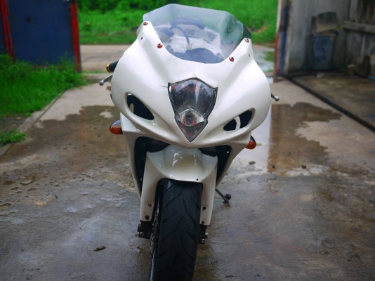 ขาย Nc30 พร้อมทะเบียนแท้ แฟริ่งหน้าฮายาบูสะ ท้าย Rc211 พร้อมท่อสูตร ราคา 85000 จัดไฟแนนท์ได้ by 400 Club