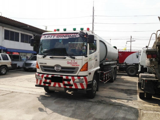 ขายรถ 10 ล้อ HINO Series 5 เครื่องยนต์ 212 แรงม้า ขายรถ 10 ล้อ HINO Series 5 เครื่องยนต์ 212 แรงม้า