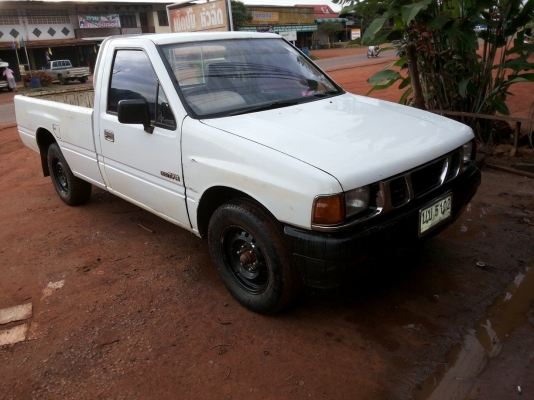 ***ขายแล้วครับขอบคุณ Truck2hand ขายตอนเดียว มังกรทองยอดนิยม 87HP ISUZU SPARK EX 2.5ปี33/90 หูช้าง เครื่องแน่น แรงไม่มีเยิ้ม(รถช่าง) ช่วงล่างดีแน่น ตำหนิคัสซีต้องเก็บใหม่ พ.พาวเวอร์ แอร์ กระจกไฟฟ้า ภายในคอนโซลดี กระบะพื้นดี รถเคลียร์สีมาแล้ว ยางดี4เส้น ทะเ